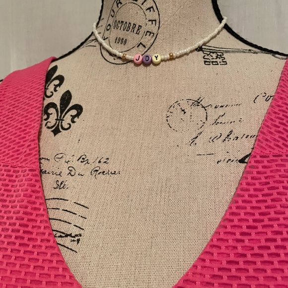 Joy 🧡 Glass Beaded Necklace - Picture 8 of 8